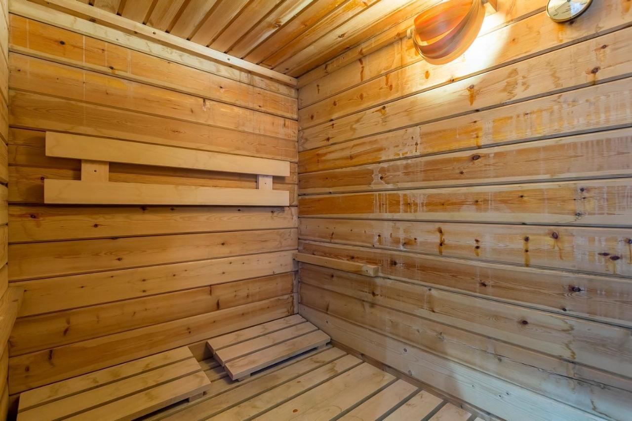 The Old Lyon Sauna 6 People المظهر الخارجي الصورة